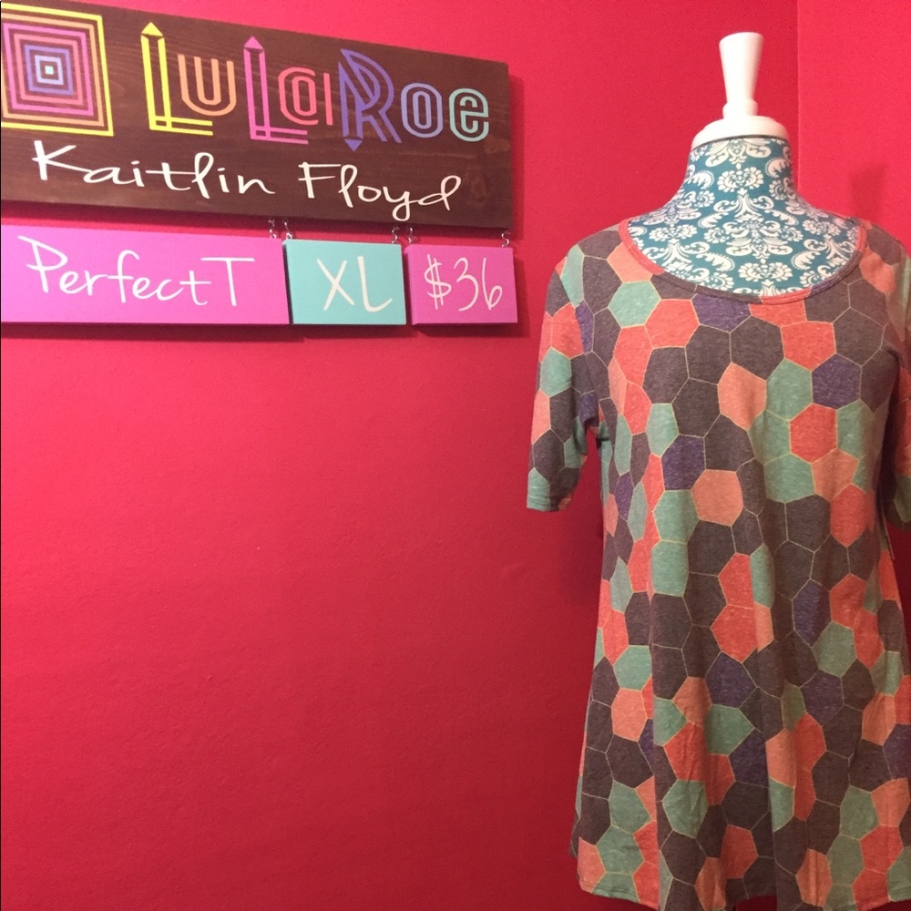Colorful LuLaRoe Perfect T!